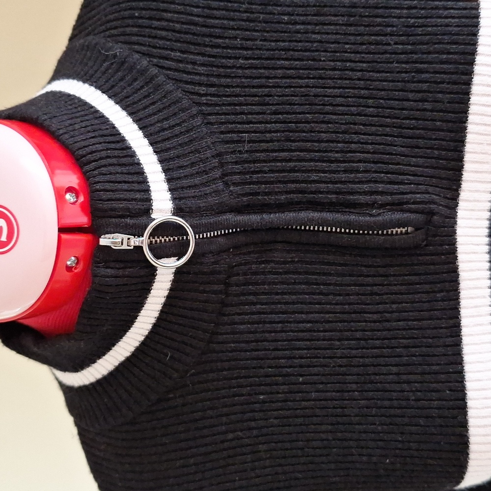 Kendall & Kylie Size XS Black & White - Picture 5 of 8